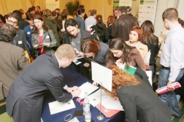 3.200 de job-uri disponibile la Târgul Angajatorilor de TOP